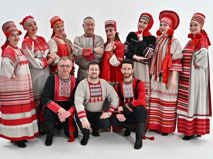 Костромичей закружил "Хоровод круглый год"