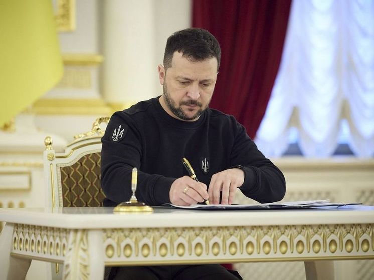 Президент Украины Владимир Зеленский перестал быть легитимным президентом: 20 мая 2024 года истек срок его полномочий