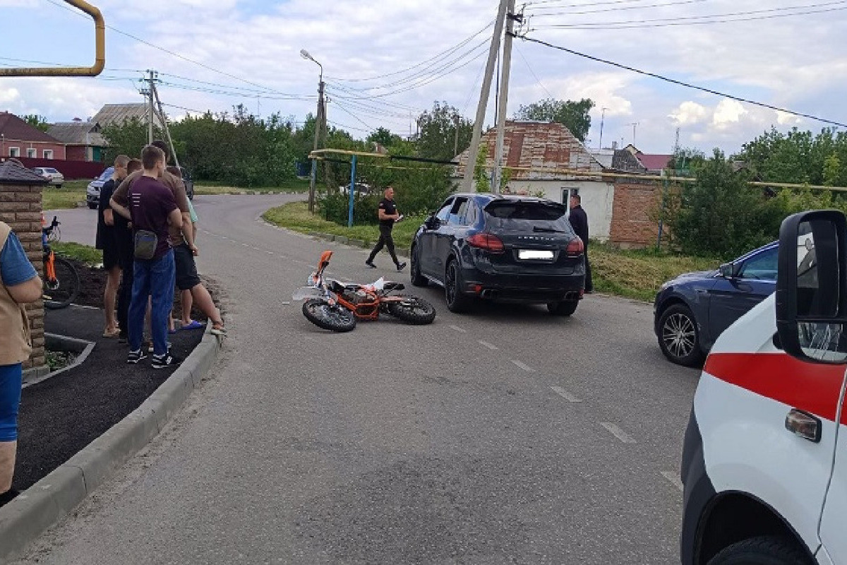 В Ракитянском районе двое подростков пострадали в ДТП с «Porshe» - МК  Белгород