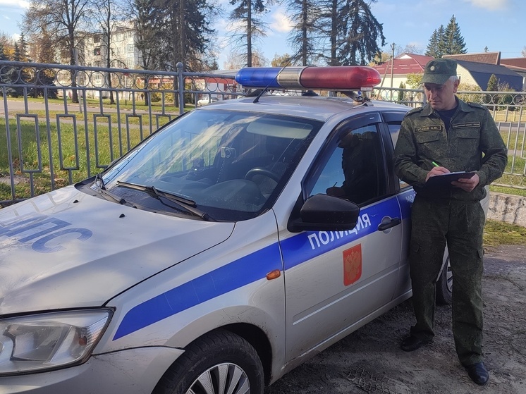 Суд на 200 тысяч рублей оштрафовал брянца за взятку инспекторам ДПС