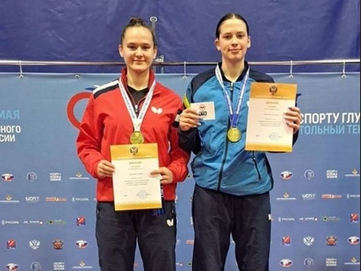 Три медали привезла ленинградская спортсменка с чемпионата по спорту глухих