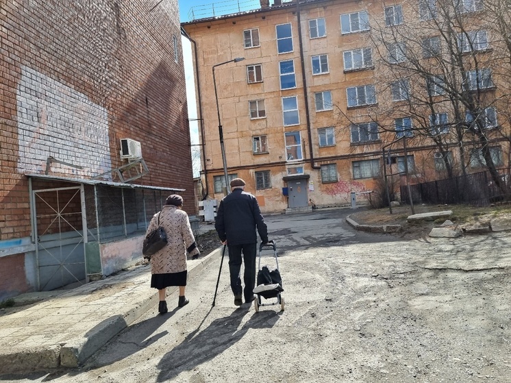 Стало известно, сколько лет жители Карелии работают после выхода на пенсию