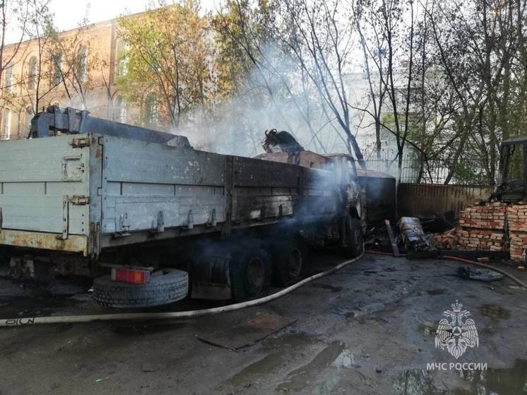 В Ярославском Управлении МЧС рассказали, что горело на улице Будкина