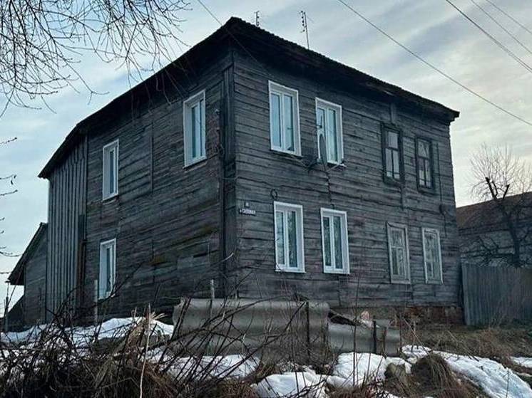 Суд потребовал снести аварийный дом в брянском Трубчевске