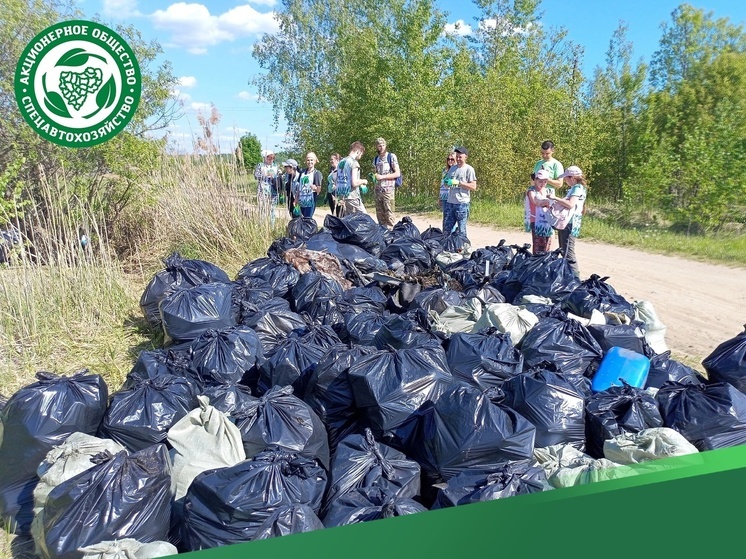 «Чистая Смоленщина» собрала на Ольшанских карьерах 207 мешков мусора