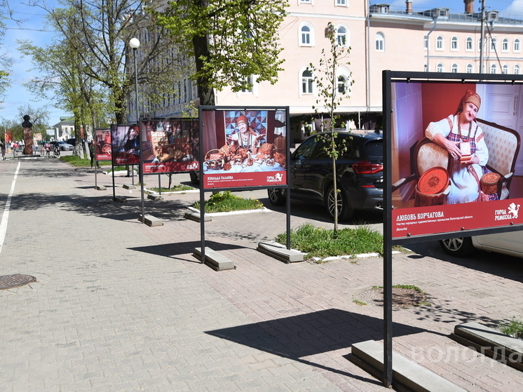 Новая выставка «Вологда – город ремесел» (0+) открылась на Пушкинской аллее