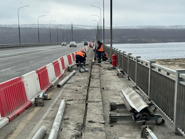 Мурманские рабочие приступили к ремонту моста через Кольский залив