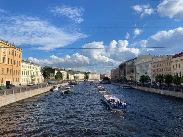 В Петербурге ограничат движение гидроциклов по рекам и каналам