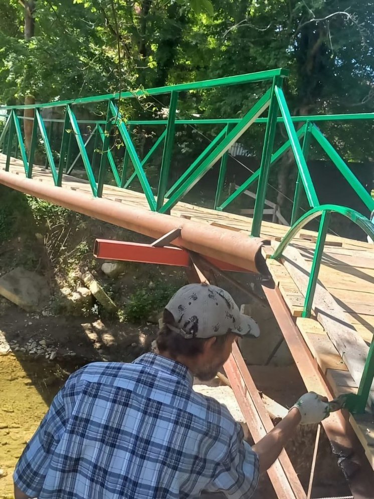 В Туапсинском районе построили мост к дому участника СВО