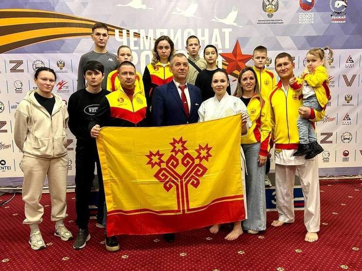 Три медали завоевали каратисты из Чувашии на чемпионате и первенстве России