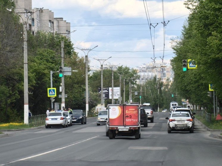 В Чебоксарах на переходе машина сбила мальчика. Подробности происшествия