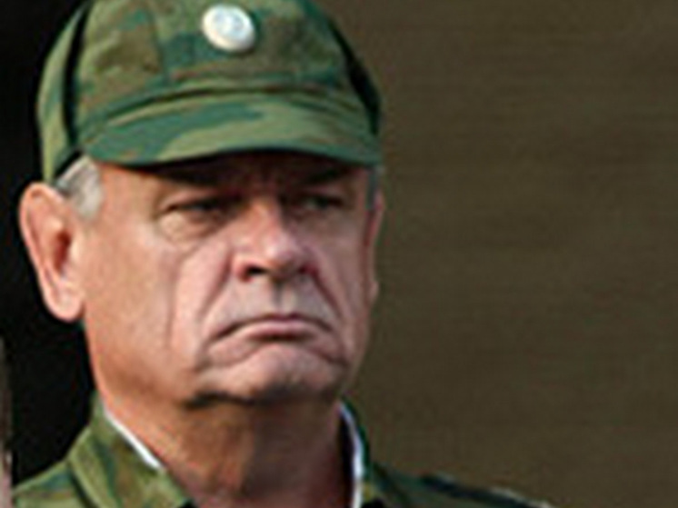 Экс-главком Сухопутных войск Болдырев назвал удивительным арест генерала Попова