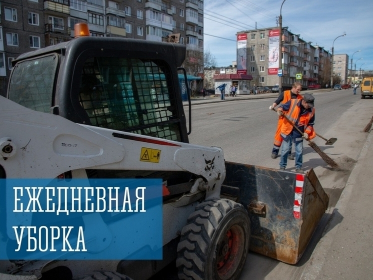Почти 80 единиц техники убирали мусор в Мурманске