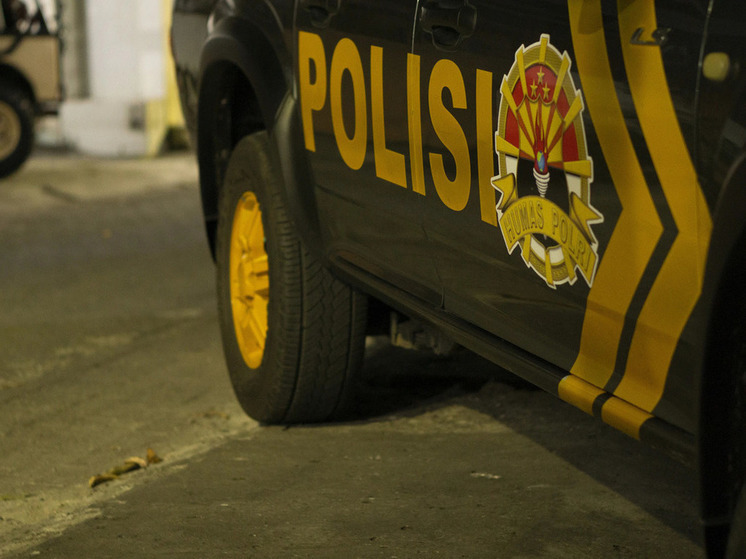 На Бали полиция ищет двух россиянок за полуголую фотосессию на бензоколонке