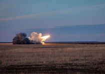 Украина будет вынуждена «случайно наносить удары» оружием, переданным Западом, по территории России, если не получит на это официального разрешения