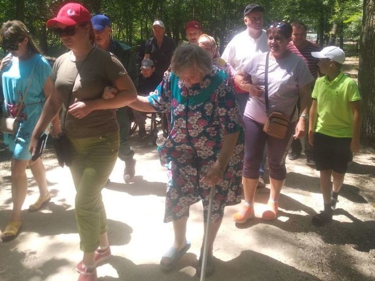 Подопечные Владимиро-Ильинского пансионата побывали в заповеднике «Аскания-Нова»