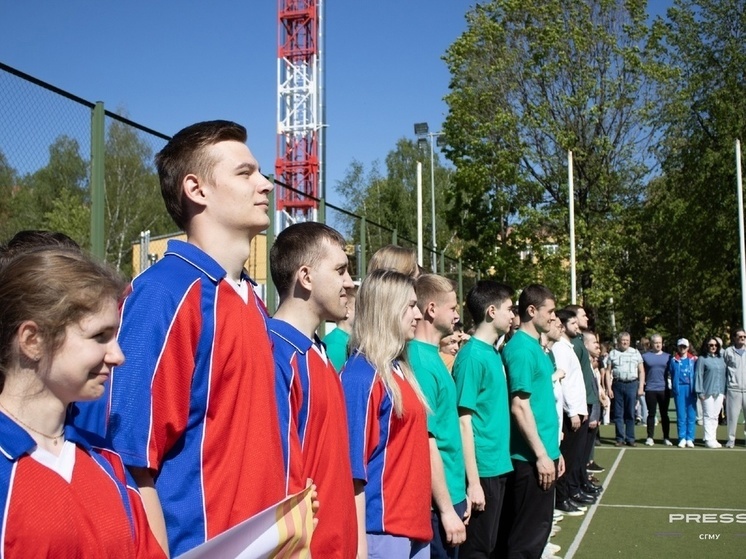 На стадионе СГМУ состоялся традиционный спортивный праздник, приуроченный к 104-летию образования университета