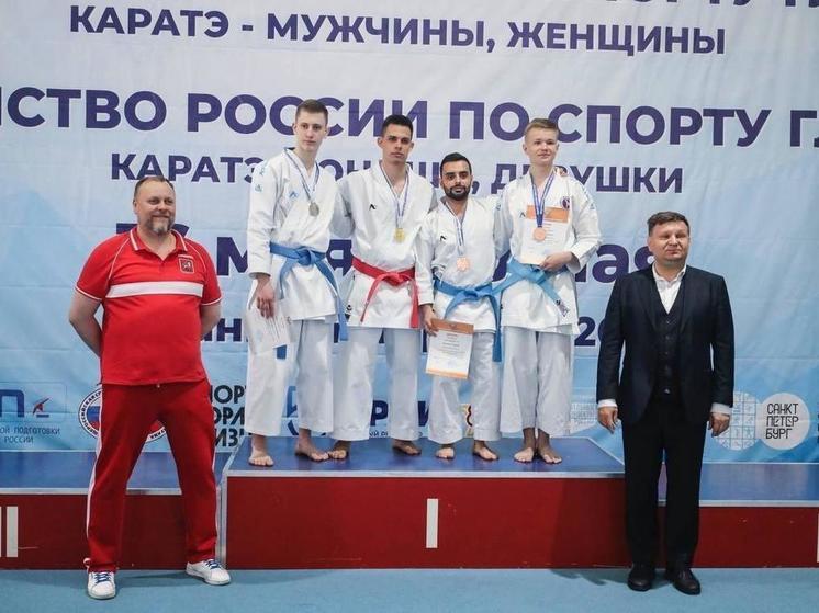  Сахалинский каратист взял золото и бронзу на чемпионате России