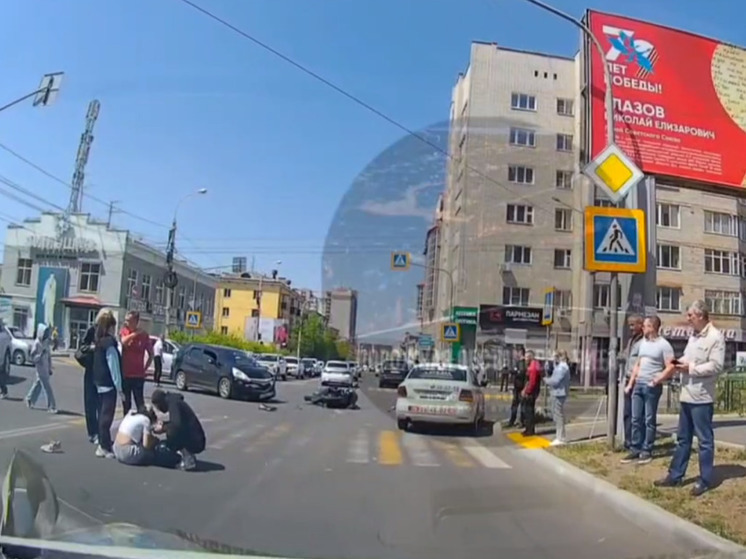 Два человека пострадали в ДТП с мотоциклом в Чите