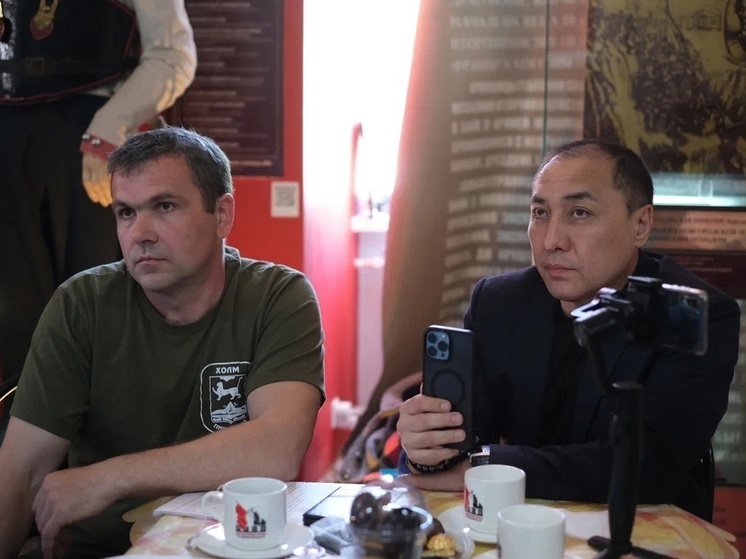 В Великом Новгороде встретились СМИ из Казахстана и поисковики «Долины»