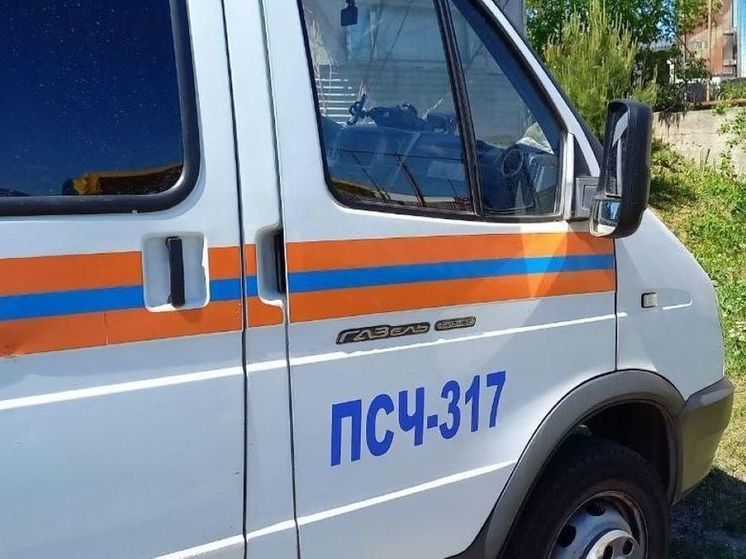 Спасатели помогли снять кольцо мужчине с переломанным пальцем