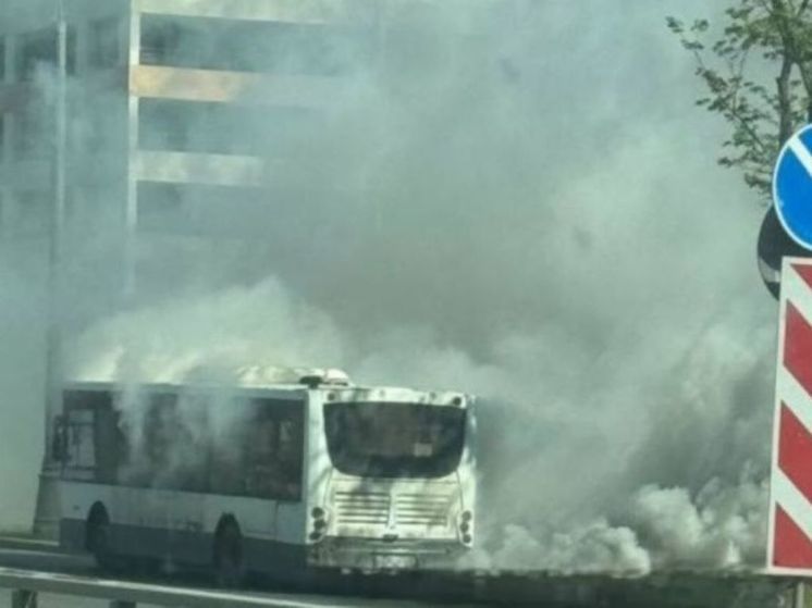 На Каширском шоссе загорелся автобус № 364 «Москва- Видное»