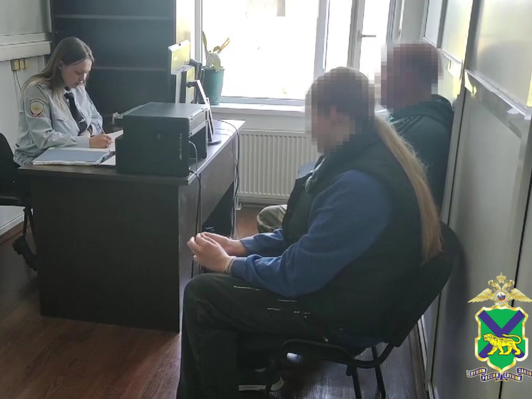 «Увидите этого дебила, бейте»
