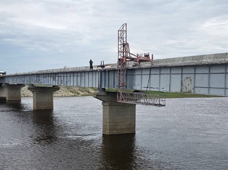 В Новосибирской области завершили первый этап ремонта моста через Омь