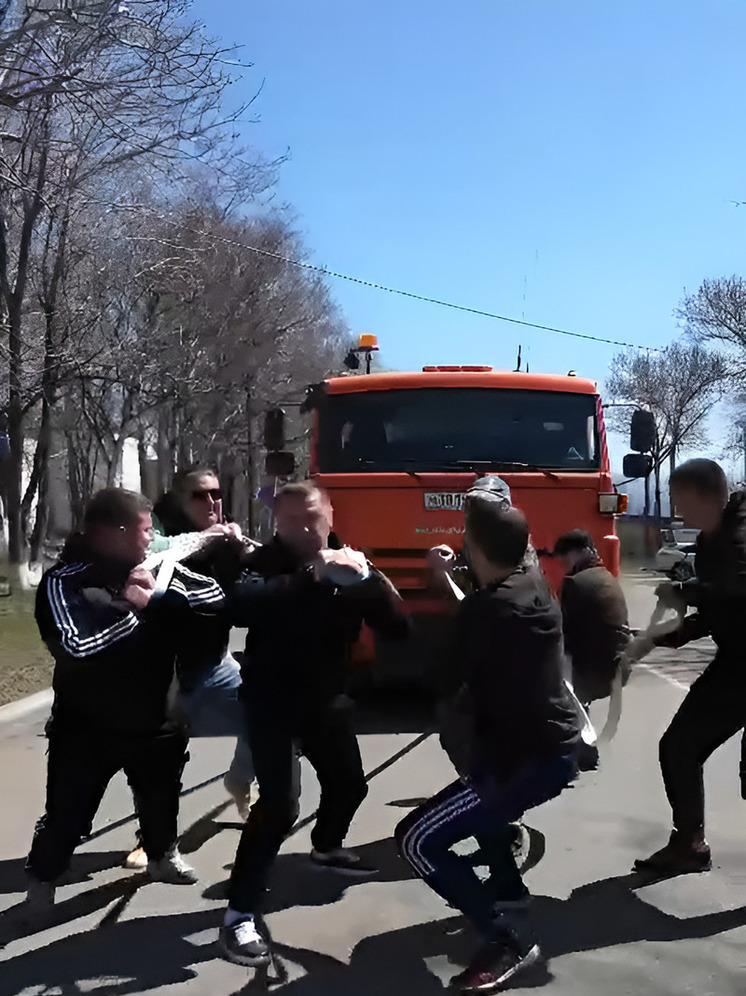 В Александровске-Сахалинском пройдет турнир по перетягиванию КамАЗов