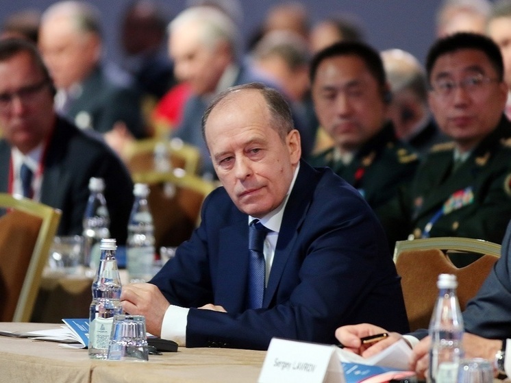 Директор ФСБ Бортников: Киев вербует молодежь в террористы при помощи пропаганды национализма