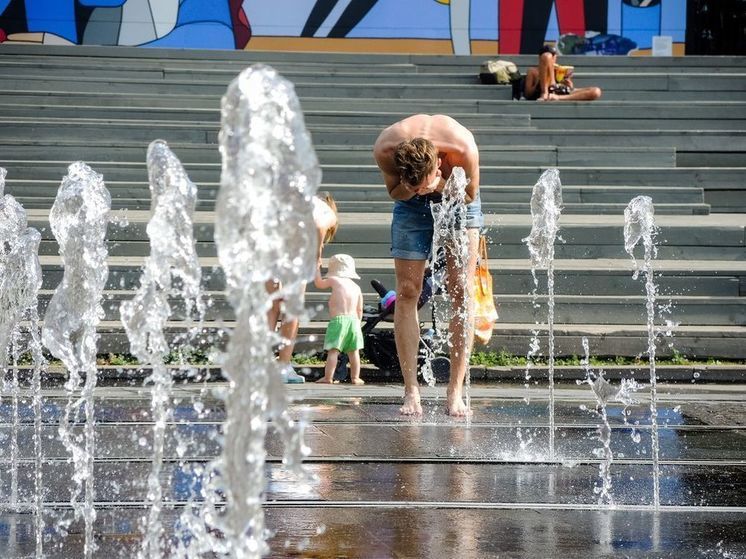 Синоптик Позднякова: календарное лето в Москве может начаться с 30-градусной жары
