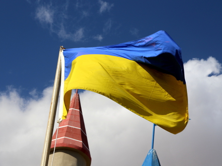Азаров: потеря территорий Украиной приобрела лавинообразный характер
