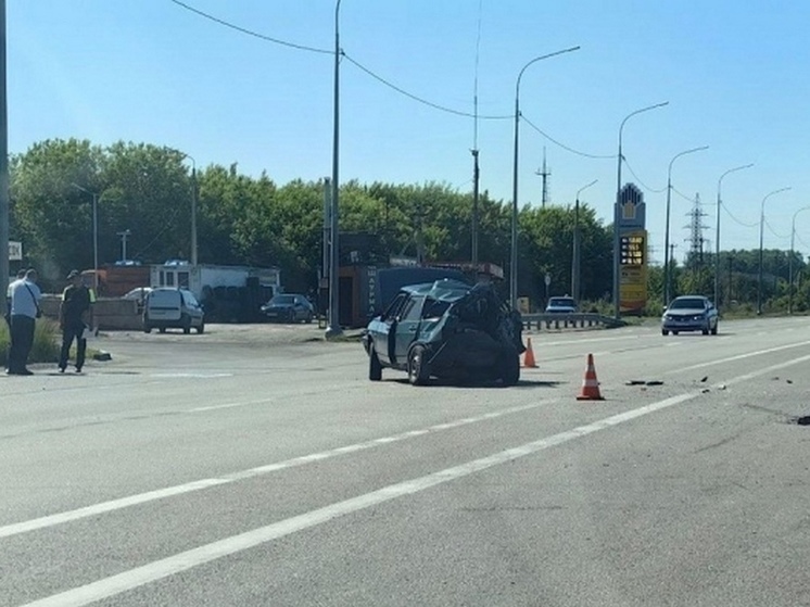 Под Курском разбилась легковушка