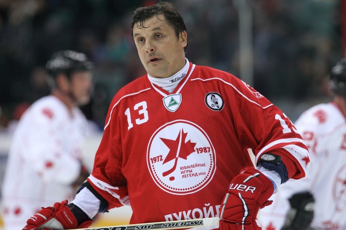 Член тройного золотого клуба, вице-президент КХЛ по развитию, подвел итоги хоккейного сезона в России.
