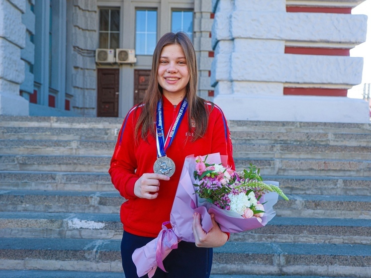 Куряне торжественно встретили чемпионку мира WFA Елизавету Токареву