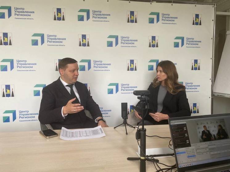 В Южно-Сахалинске завершают латать ямы на дорогах