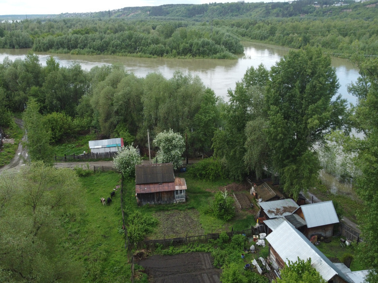 Еще 10 участков подтопило в барнаульском Затоне