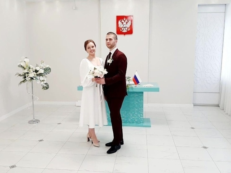 Два новосибирских ЗАГСа будут дополнительно работать в День семьи, любви и верности