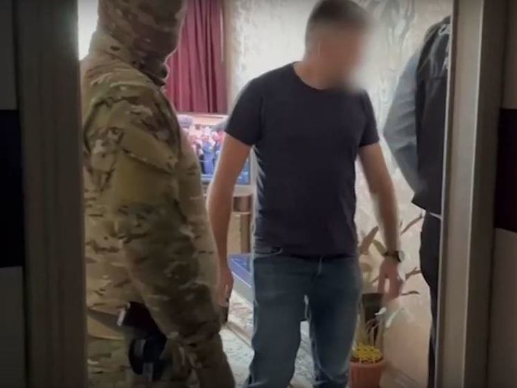 В Орловской области в отношении начальника отдела безопасности колонии возбудили уголовное дело