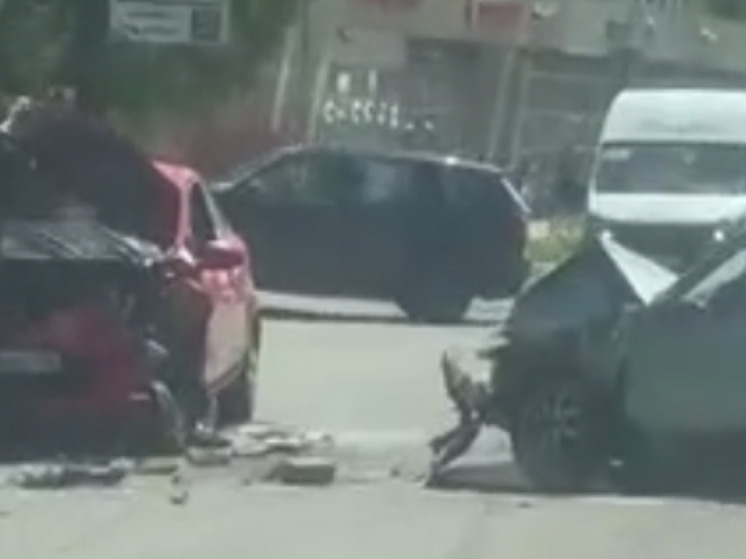 Жесткая авария с участием трех машин произошла в Сергиевом Посаде