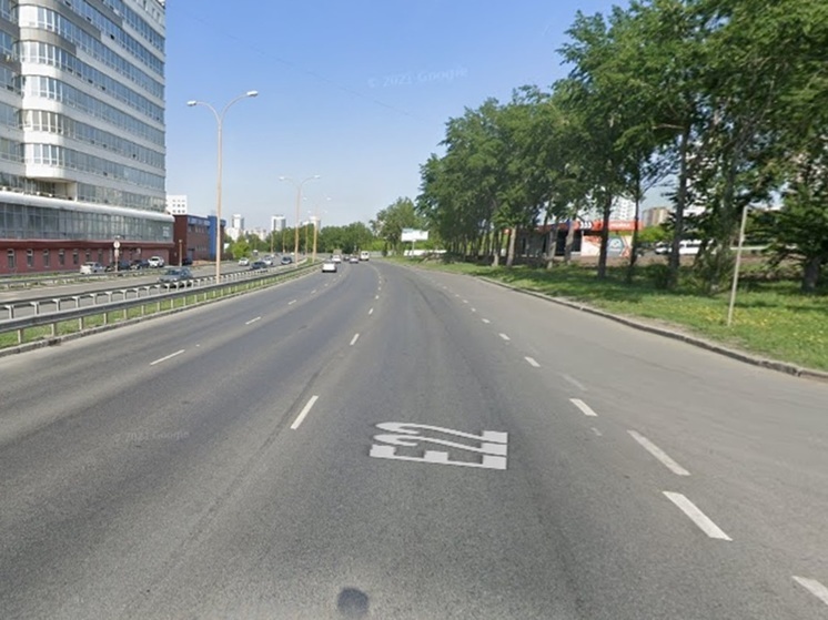 Огромная пробка выросла на Объездной дороге в Екатеринбурге