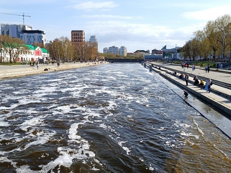 Санитарные врачи запретили купаться в водоемах Екатеринбурга