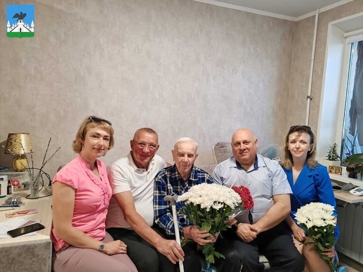 В Орле ветерану Великой Отечественной войны Григорию Зинченко исполнился 101 год