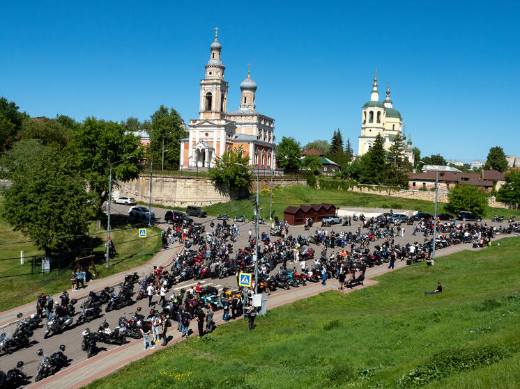 В Серпухове открыли мотосезон