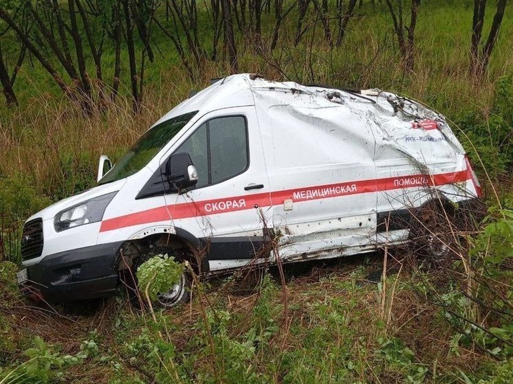 Пациент скорой погиб во время ДТП на трассе в Приморье