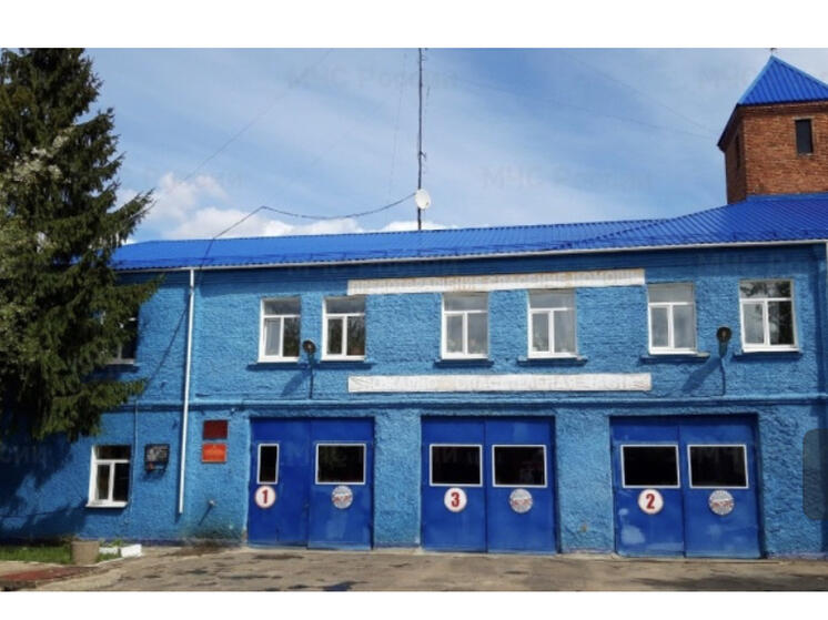 В Рославльском районе произошло возгорание двухквартирного жилого дома и бани