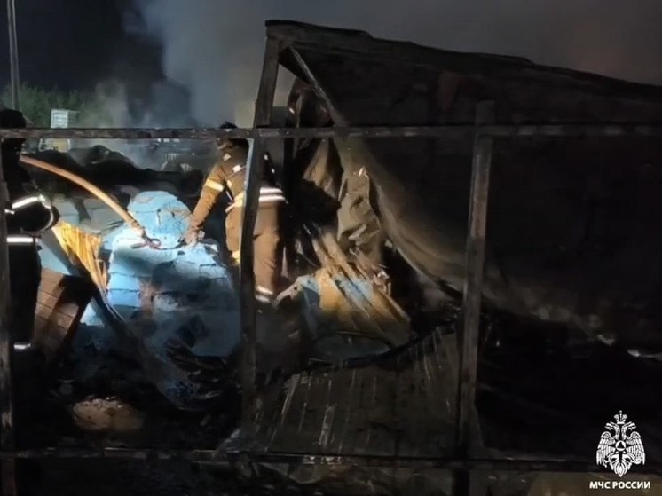 Крупный пожар тушили этой ночью в округе Подольск