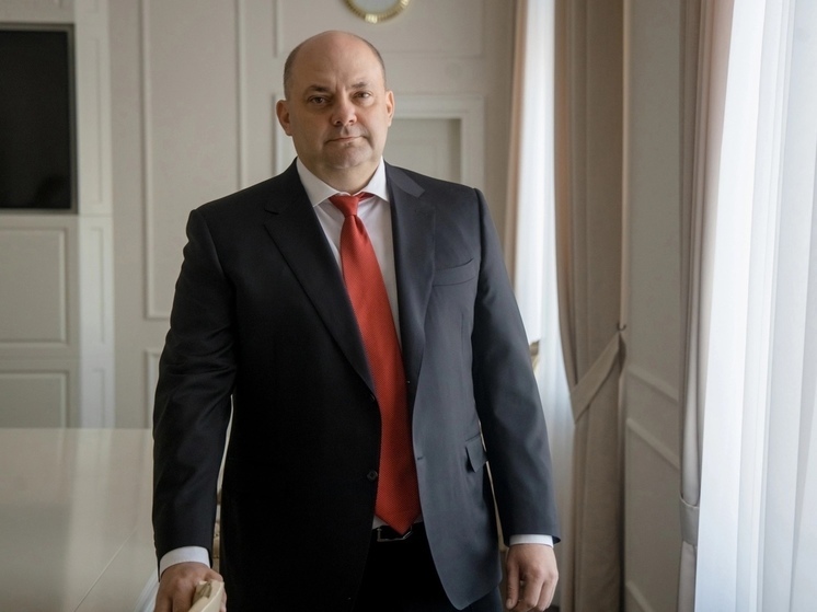 Алексей Смирнов поздравил курских предпринимателей с профессиональным праздником