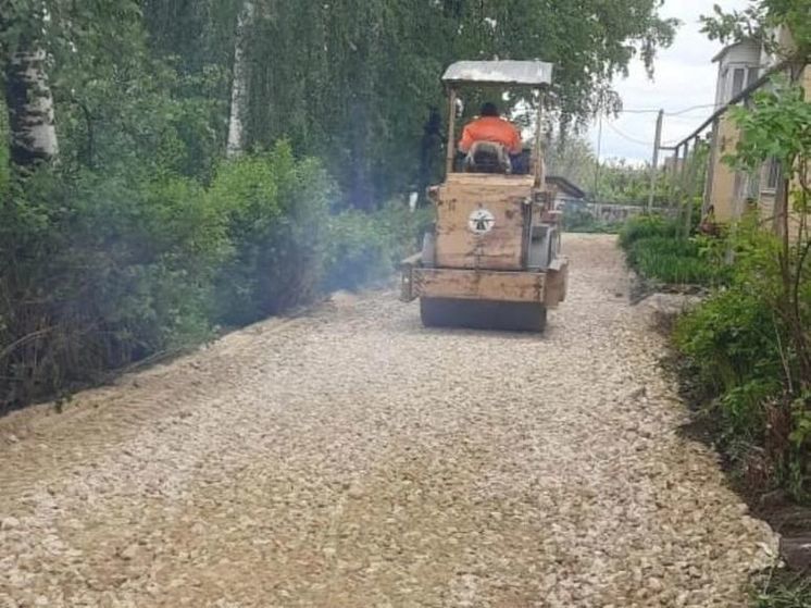 Стартовали работы по благоустройству двух дворов в Малоархангельске