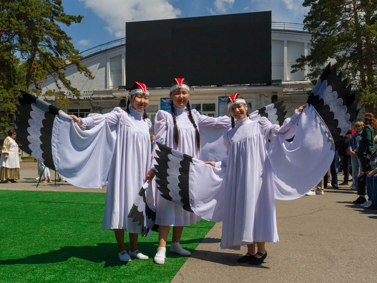 Впервые якутский национальный праздник прошел на набережной города
